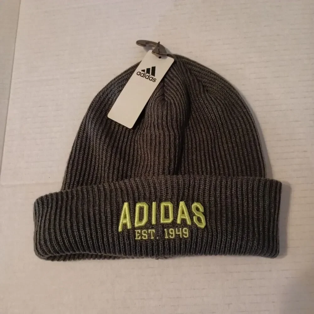 Adidas Beanie OSFA‎ Gray Ribbed-Knit with 3